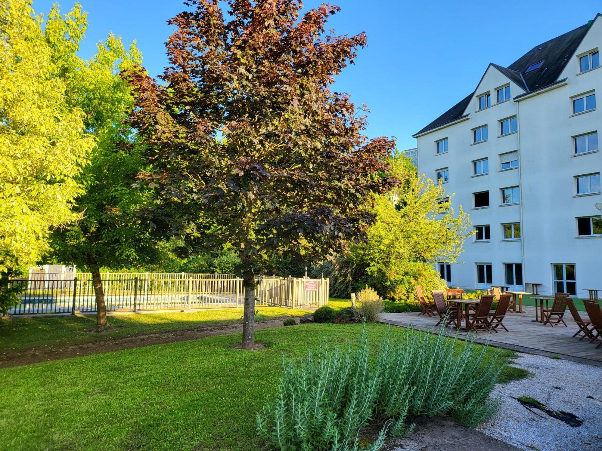 Kyriad Tours - Joué-lés-Tours Exterior foto