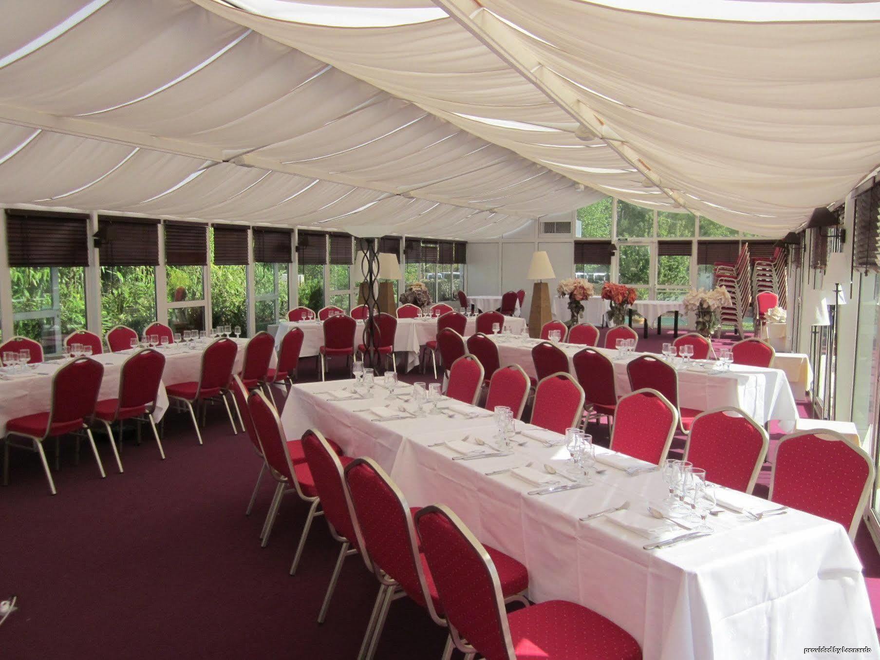 Kyriad Tours - Joué-lés-Tours Restaurant foto